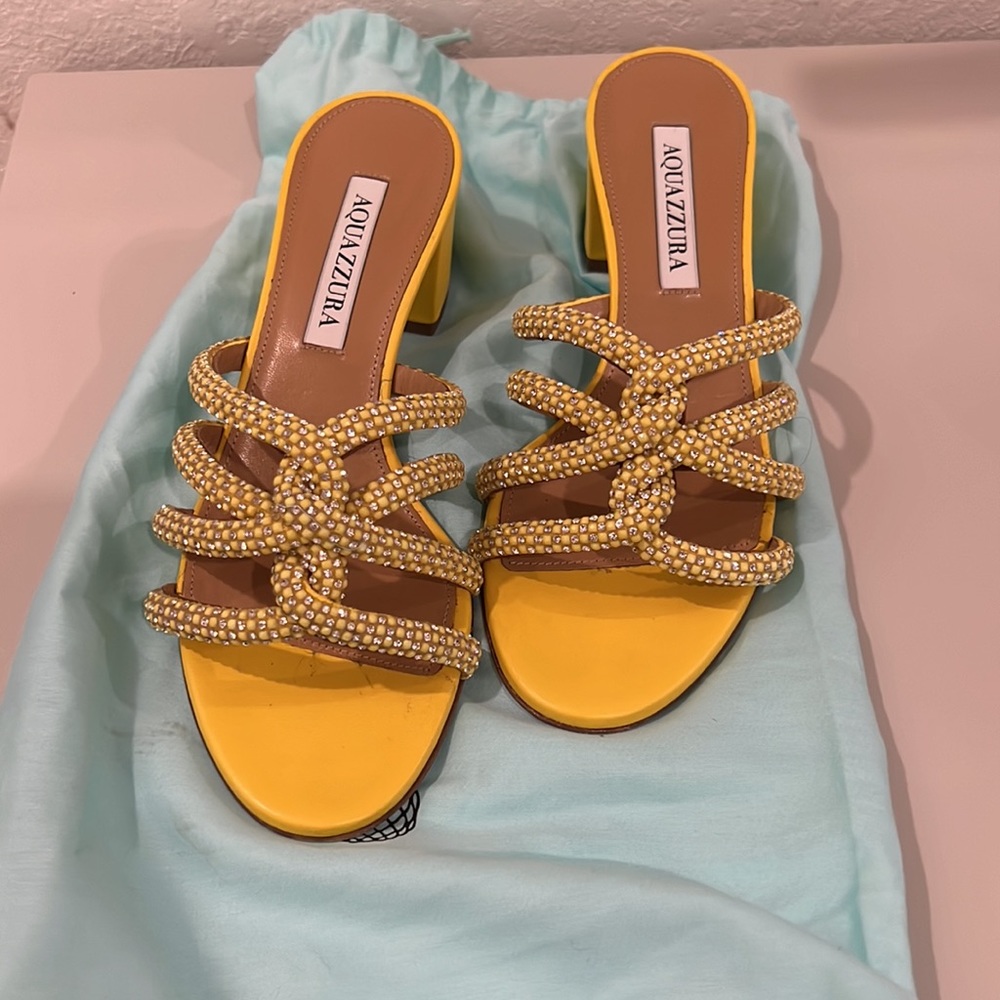 Aquazurra Yellow heels